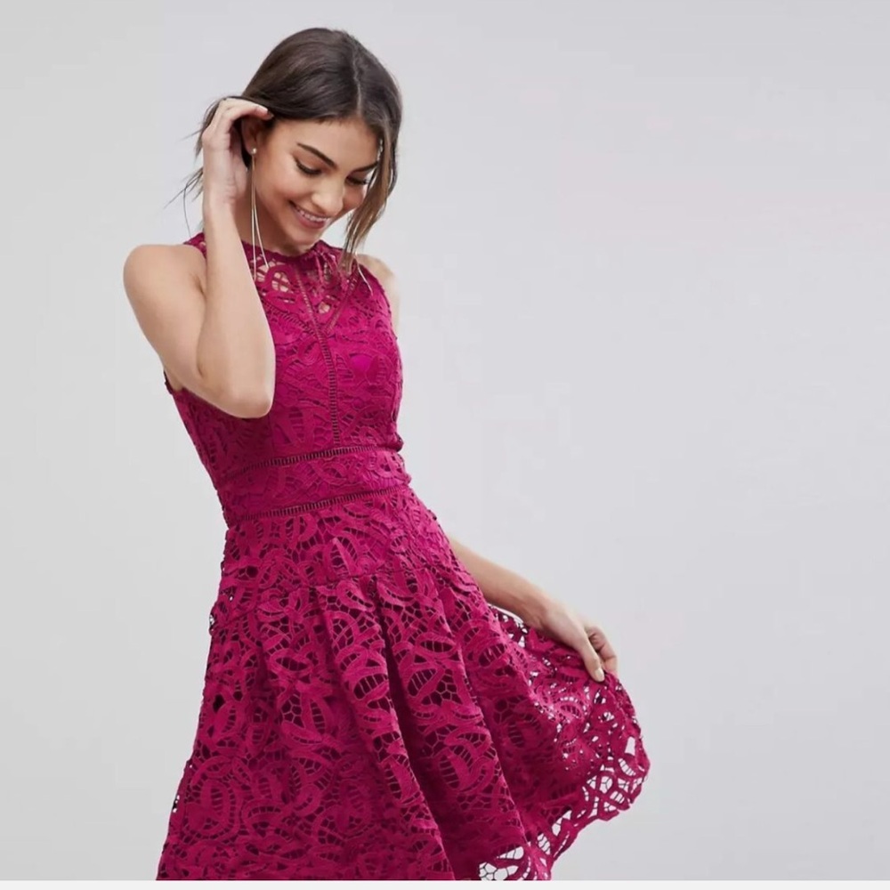 NWT Adelyn Rae Dylan applique lace dress magenta size small